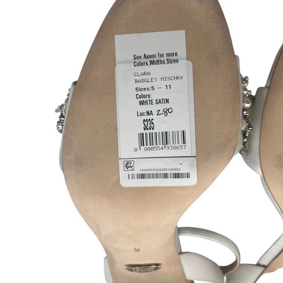 Badgley Mischka Clara Embellished Strap Heels Evening Bridal Sandals White Sz 8 - Picture 8 of 8